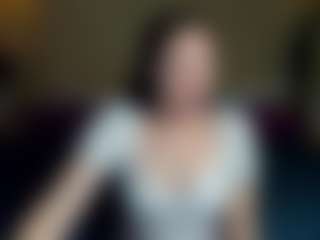 Live cam show with Sandra-Rosss - Gray Eyes on Milfs Live