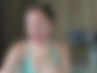 Live cam show with Sandra-Rosss - Upskirt on madthumbs