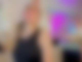 Live cam show with Eimyblake - Public on SquirtSoMuch