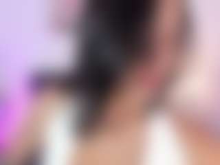 Live cam show with JulietaLombardi - Strip on livesuperchat.net