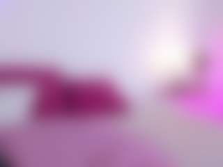 Live cam show with JulietaLombardi - Squirt on crypto-cams