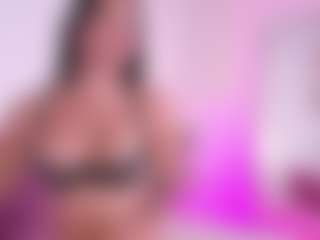 Live cam show with JulietaLombardi - Anal on sexylive.show