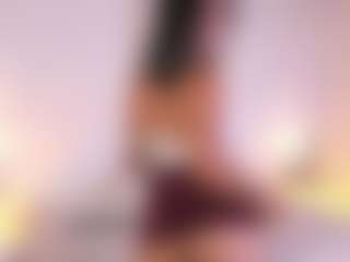 Live cam show with JulietaLombardi - Flashing on Camsoda