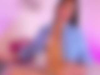 Live cam show with JulietaLombardi - Squirt on Camming Site
