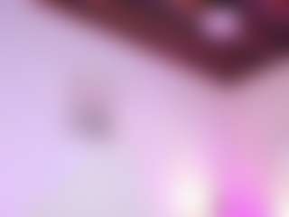 Live cam show with JulietaLombardi - Foot Fetish on dropp.cam