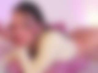 Live cam show with JulietaLombardi - Latina Petite on Camsoda | colombia