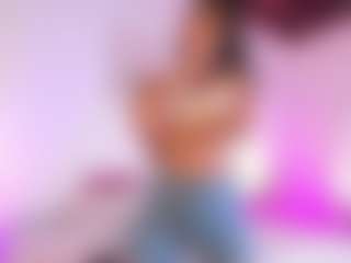 Live cam show with JulietaLombardi - Lovense Brown Hair on Camsoda