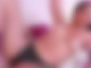 Live cam show with JulietaLombardi - Blowjob Brown Hair on Camming Site