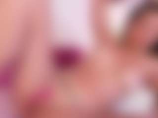 Live cam show with JulietaLombardi - Tease Teen (18+) on Camsoda