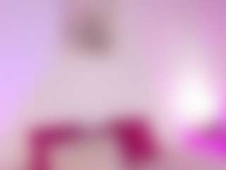 Live cam show with JulietaLombardi - Strip Brown Hair on Livezox