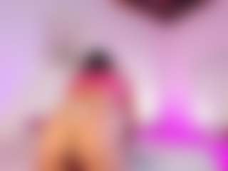 Live cam show with JulietaLombardi - College Big Tits on Stripli.com