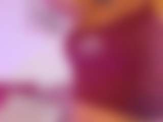 Live cam show with JulietaLombardi - Athletic Blowjob on Pornisteam.com