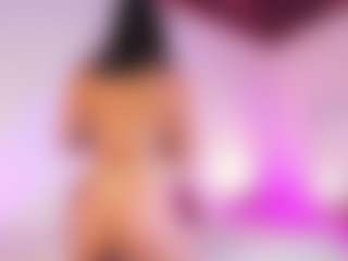 Live cam show with JulietaLombardi - Public Latina on Camsoda | colombia