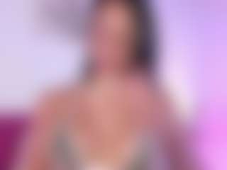 Live cam show with JulietaLombardi - Brown Hair Teen (18+) on Camsoda