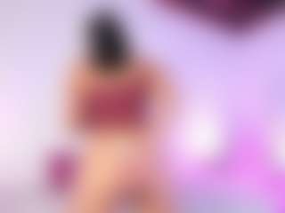 Live cam show with JulietaLombardi - Striptease on SinfulBabes