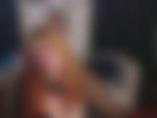Live cam show with milfarlet - Blue Eyes on Milfs Live