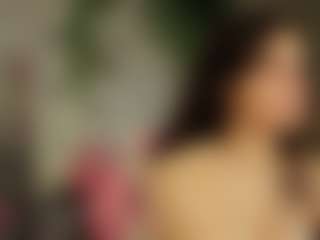 Live cam show with Vivien - Tittyfuck on chickslive.net