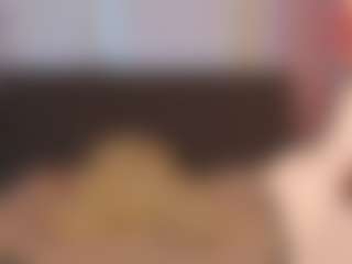 Live cam show with Vivien - Petite on live.xheat.ai