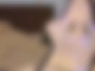 Live cam show with Vivien - Foot Fetish on Camsoda