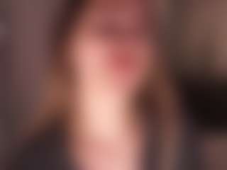 AdelleIbey's Live Sex Cam Show
