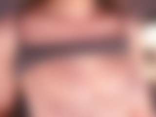 AdelleIbey's Live Sex Cam Show
