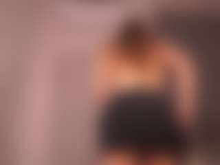 AdelleIbey's Live Sex Cam Show