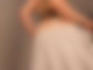 AdelleIbey's Live Sex Cam Show