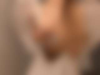 Live cam show with AdelleIbey - Cock Rating on Hubzter Live