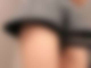 AdelleIbey's Live Sex Cam Show