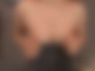 AdelleIbey's Live Sex Cam Show