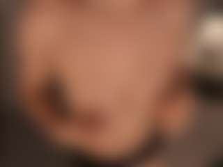 AdelleIbey's Live Sex Cam Show