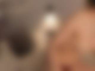 AdelleIbey's Live Sex Cam Show