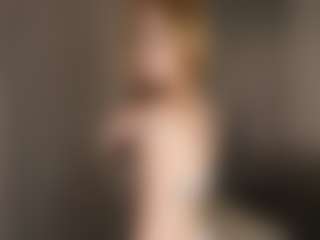 AdelleIbey's Live Sex Cam Show