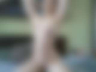AngelikaAnn MILF webcam performer live streaming