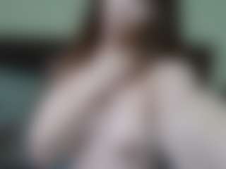 Live cam show with AngelikaAnn - Shaved Pussy MILF on Fling VIP Chat