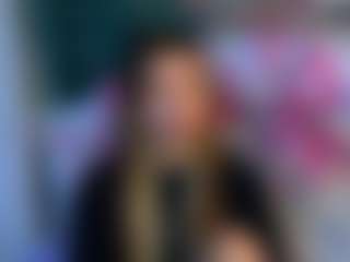 AnnaBerrys's Live Sex Cam Show