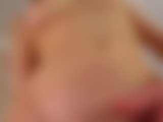 Live cam show with BarbaraMcDaniel - Facial on madthumbs