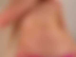 Live cam show with BarbaraMcDaniel - Facial on CamwithHer