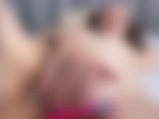 Live cam show with BloomyDew - Gray Eyes on Camsoda