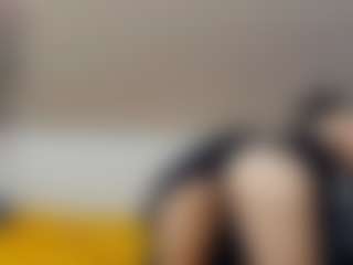 Live cam show with DollieFrizz - New Young Adult on Free Soda