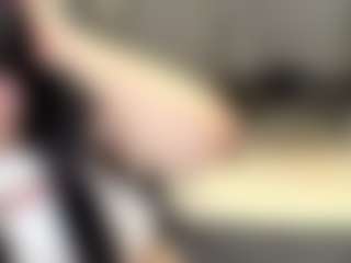 Live cam show with DorothyGroat - Camel Toe on Soda Cam