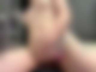Live cam show with DorothyGroat - Moaning on TeamSkeetLive