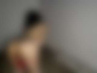 Live cam show with GearldineTavernia - School on Gym Cam Girls