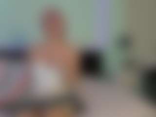 Live cam show with Hidori-rem - Blonde Hair Petite on Camsoda