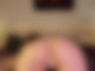 Live cam show with Emily - Yoga on parknlotfishbdy