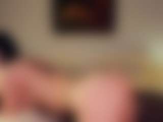 Live cam show with Emily - Upskirt on Instabang