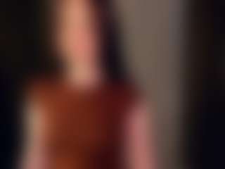 Live cam show with Emily - Outdoor on livesexfox.com
