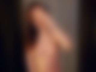 Live cam show with Emily - Teasing on eurowanks.com