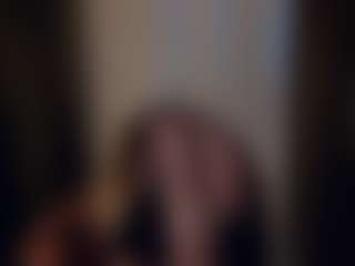 Live cam show with Emily - Teen (18+) on Cam Slut