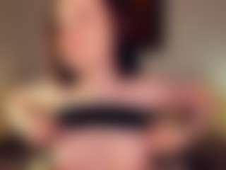 Live cam show with Emily - Normal on 1on1-livenow